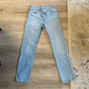 LEVIS 501 JEANS
